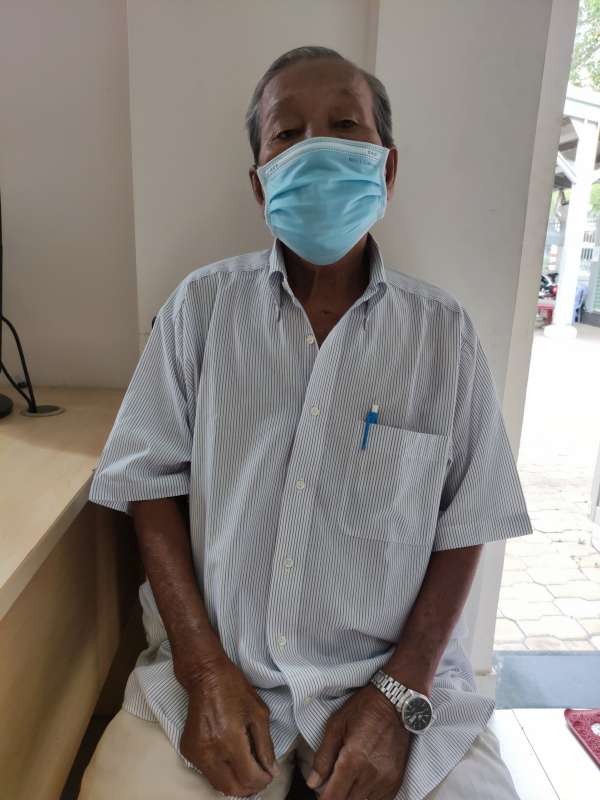 鄧均孤苦生活。