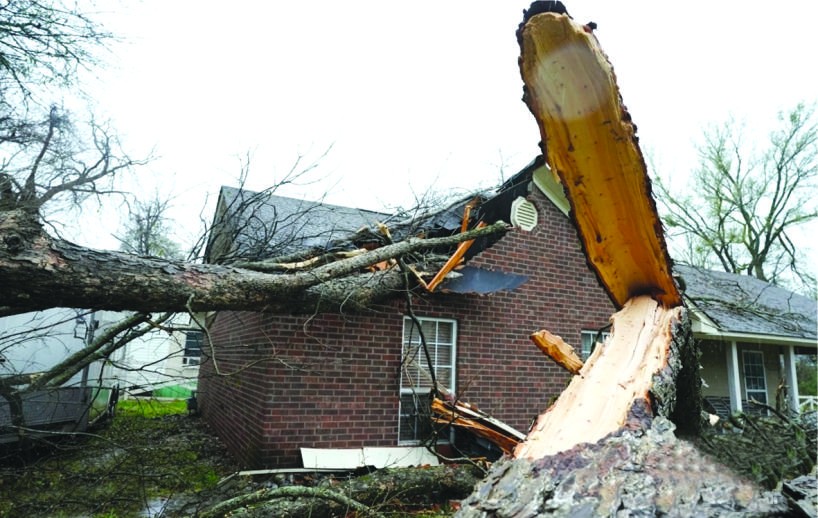 美新奧爾良遭大型龍捲風襲擊