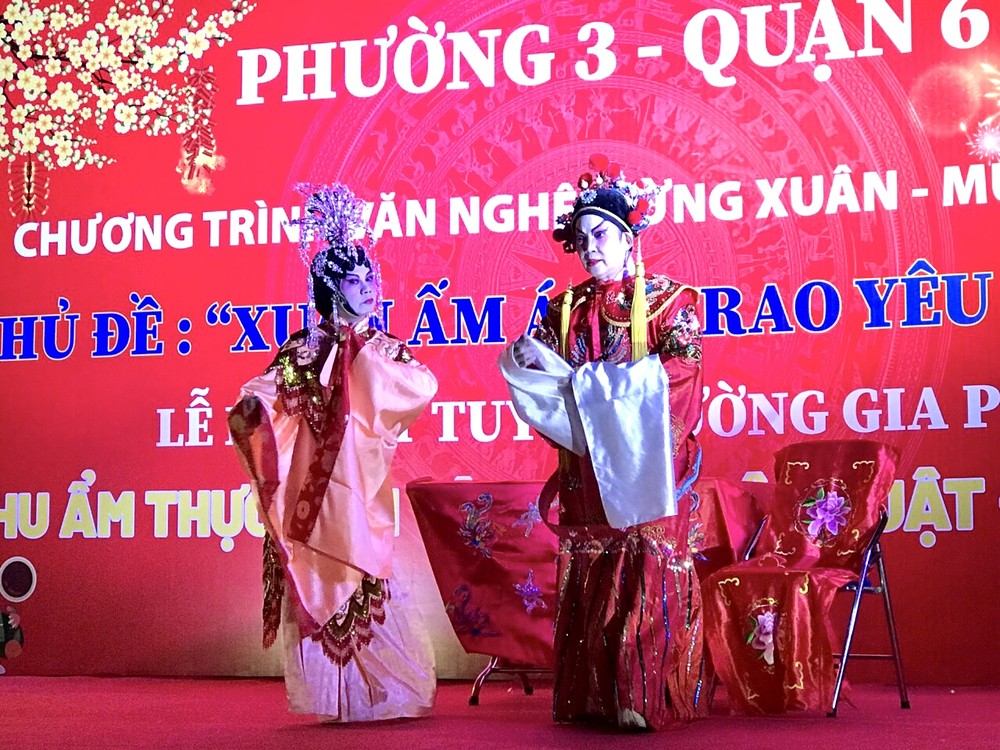 打造民族文化餐飲的嘉富街 ảnh 1