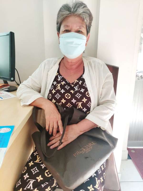 陳氏雪絨多病纏身。