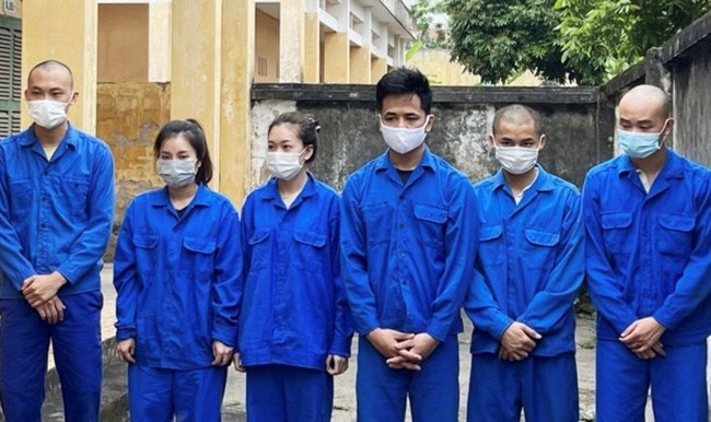 對組織特大規模賭博嫌犯作出起訴與暫拘。