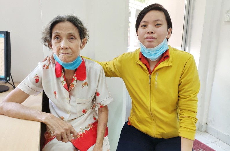 陳女與女兒莊玉鴛來報社求助。