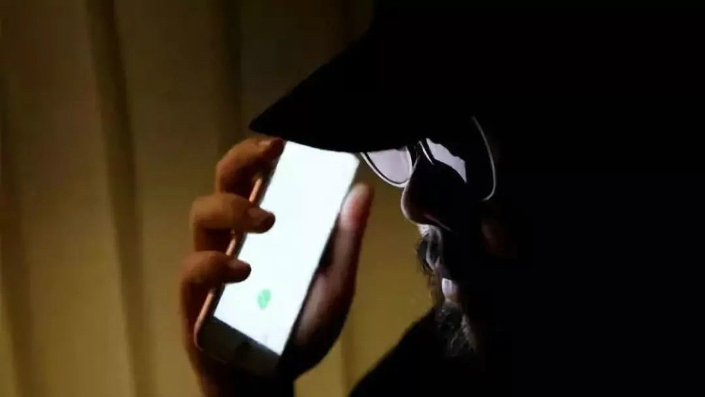 民眾須對陌生電話或在網上交易時要慎重。