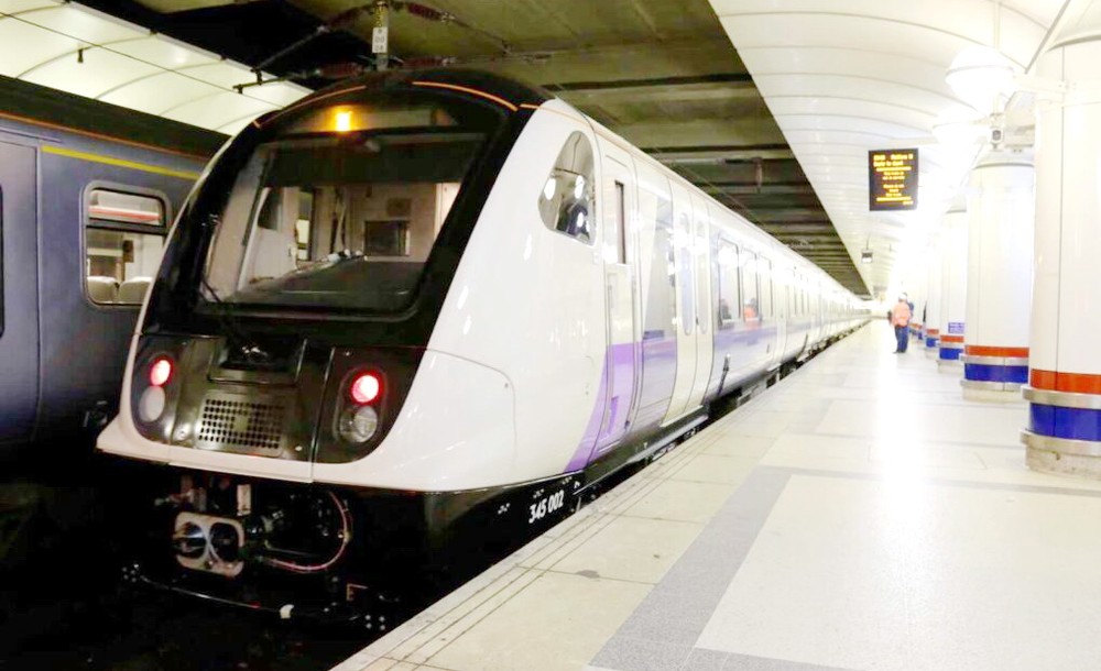 倫敦地鐵“伊麗莎白線”開通