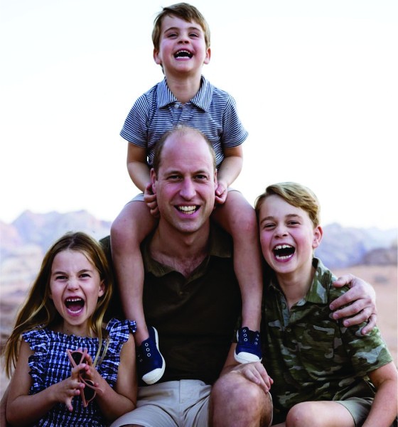 威廉王子與３子女發佈溫馨合照