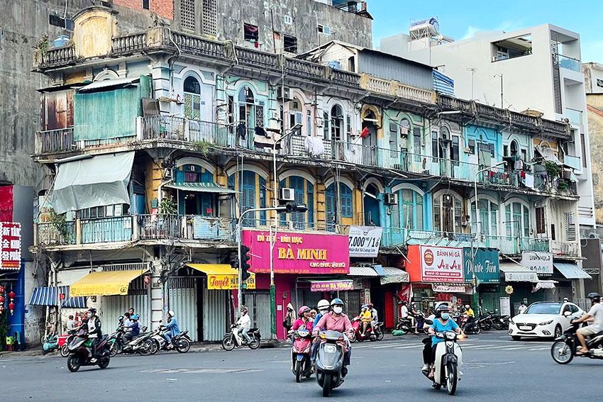 為殘舊公寓排解羈絆 ảnh 1