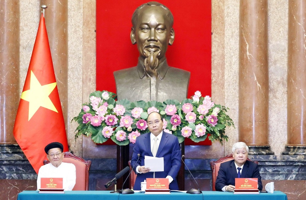 國家主席阮春福會上致詞。