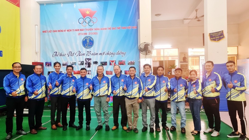 各龍獅團繼續發揮團結精神