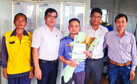 營救一人跌在軌道　鐵路人員獲獎勵