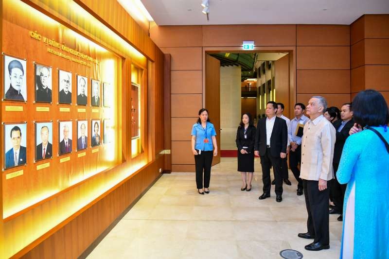 越老分享國會傳統室建設經驗