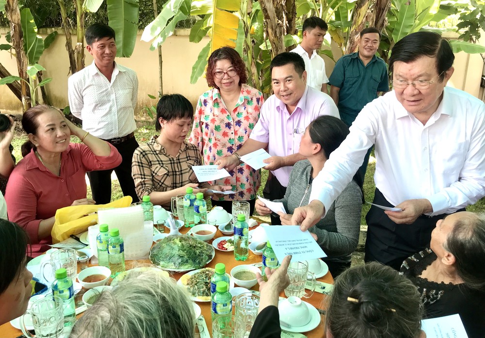 市民族處與各華人單位緬懷英雄烈士 ảnh 2