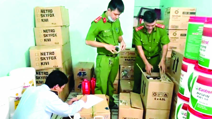 發現大量疑似冒牌潤滑油