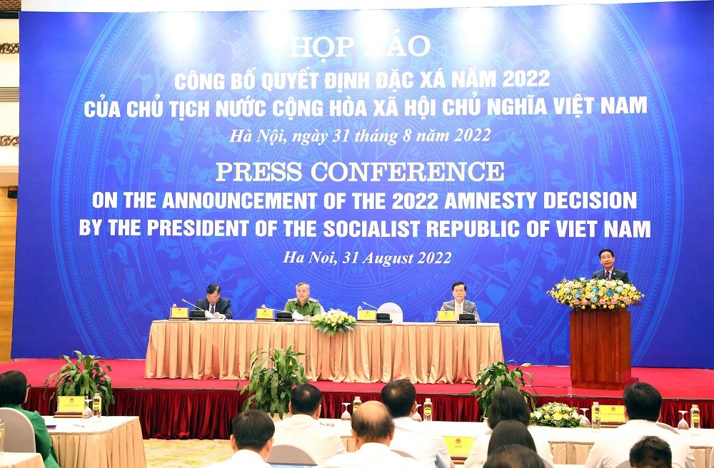 今年逾 2400 囚犯獲特赦