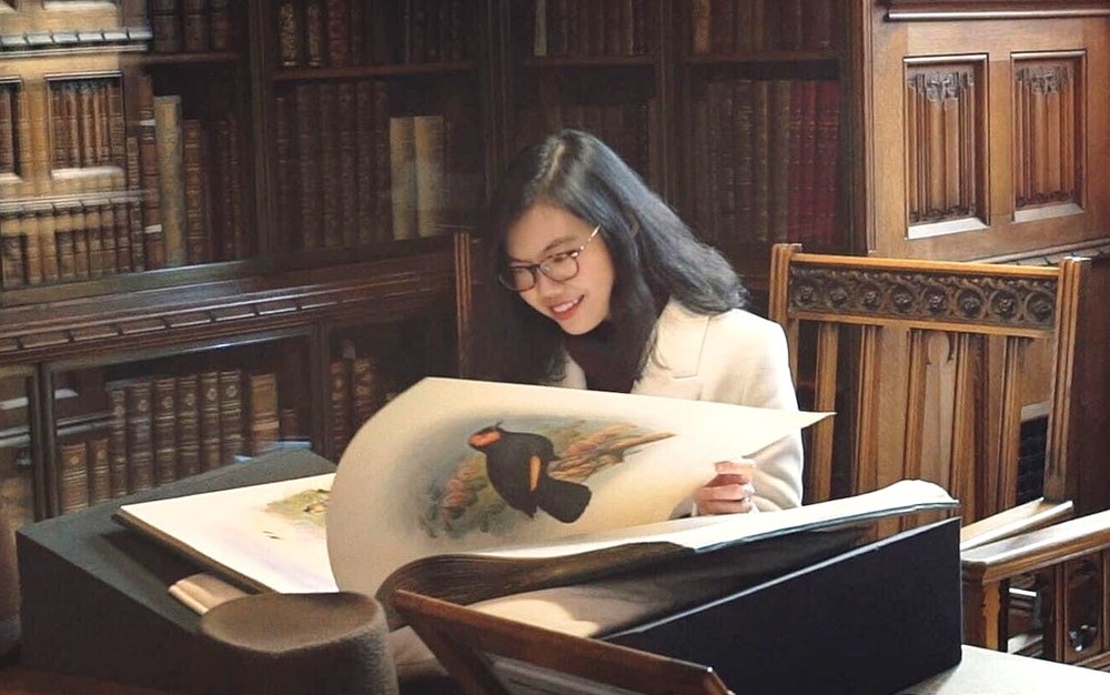 阮仲垂卿曾經出國學習電影和色彩調配。