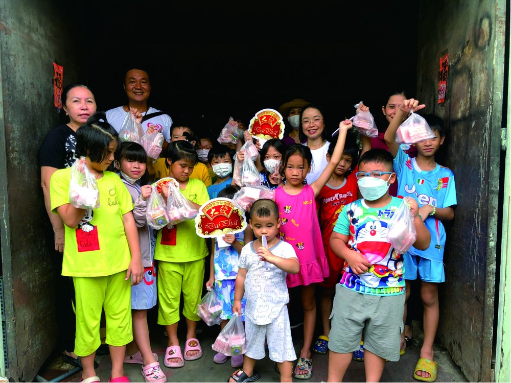 大發公司中秋送暖