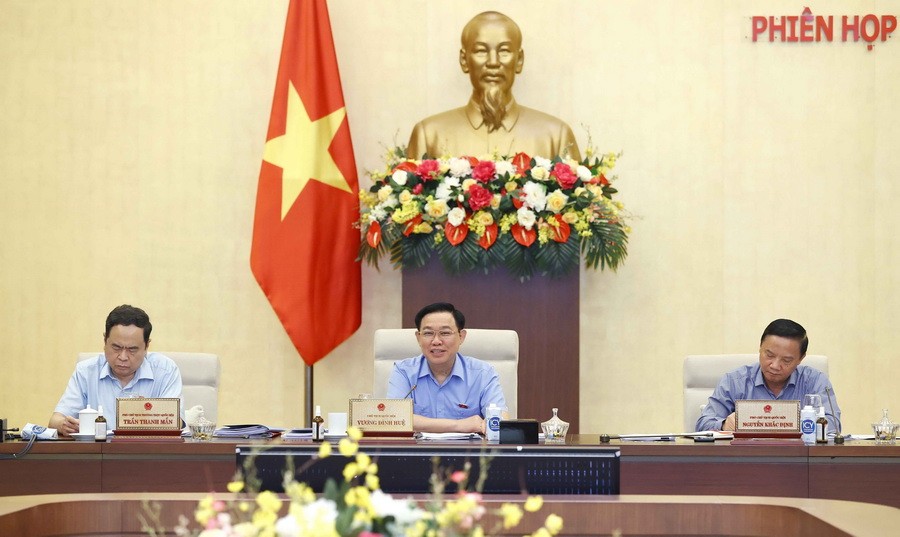 監督接見公民與解決申訴、檢舉法落實工作