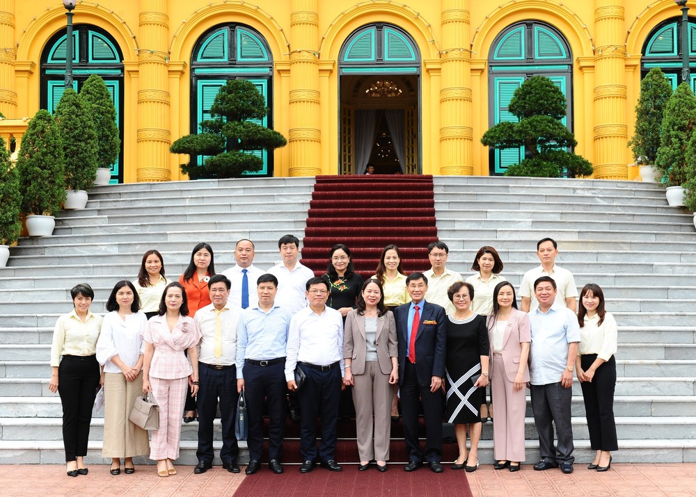 籌集社會資源輔助貧困少兒