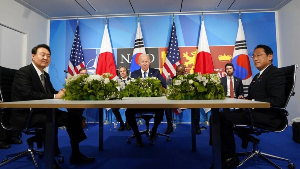 韓國、美國與日本三國領導人 (資料圖片) 。