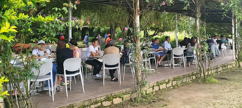 大勒碧溝綠洲變成餐館與咖啡廳 ảnh 1