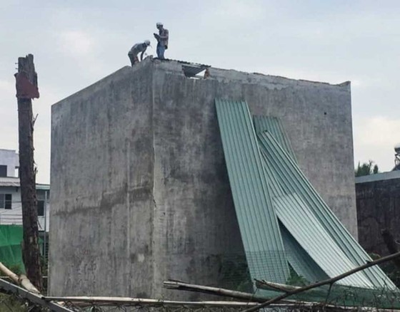 對在守德市協平政坊一間違章建築工程採取強制拆除措施。