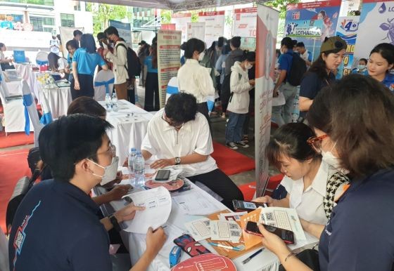 勞動者可在本市各所就業平台尋求就業機會。（圖：黃雪）