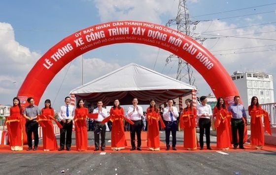 蓬橋第二支橋通車儀式。（圖：黃雄）