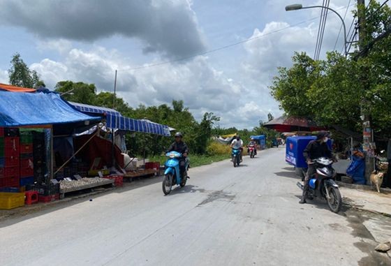 按規定，項目若已列入年度土地使用計劃，而三年後仍未實施，則要取消。圖中：平政縣一個項目因遇上補償羈絆，而二十多年未能完成。