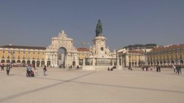 葡萄牙中止“黄金签证”计划