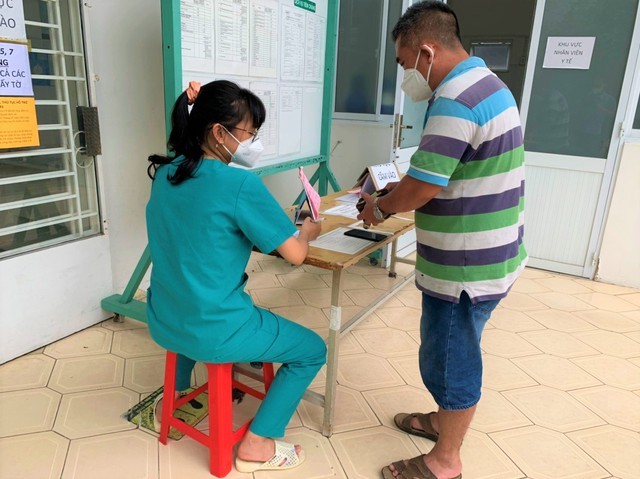 医务人员须轮流下基层 