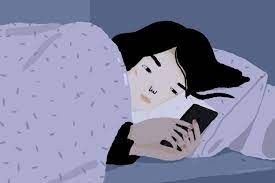 睡前玩手机或真的会失明