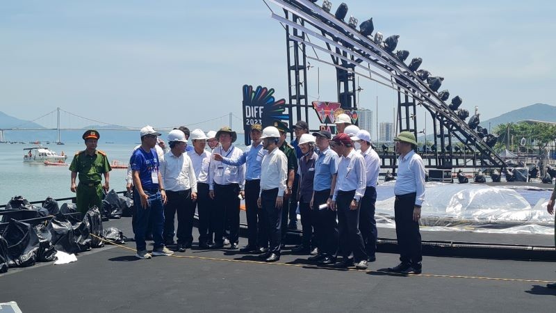 确保国际烟花盛会绝对安全