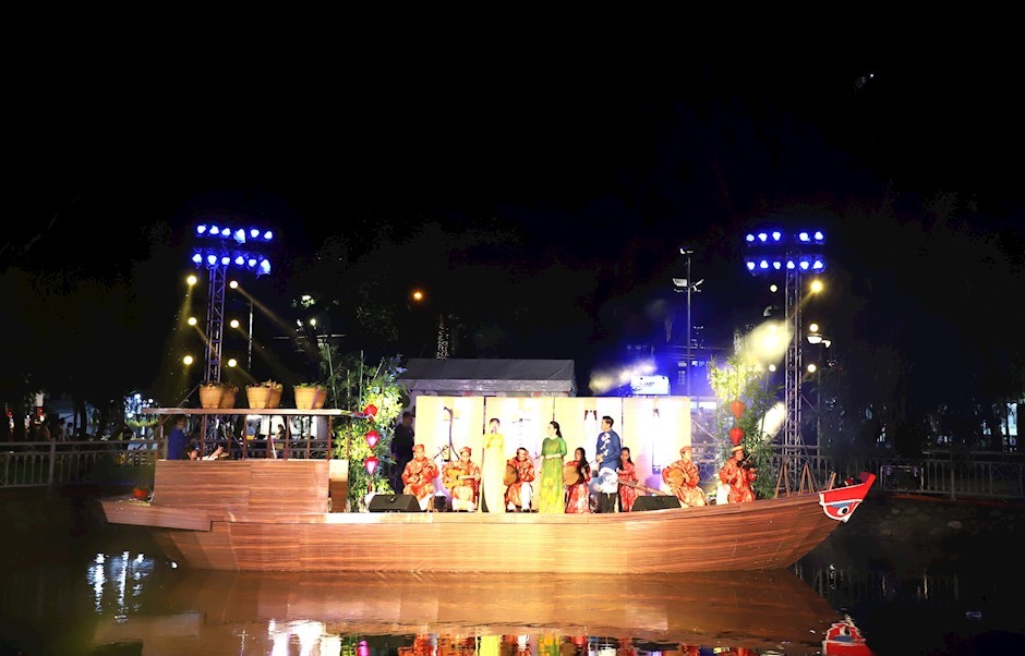 南部才子弹唱文艺表演节目。