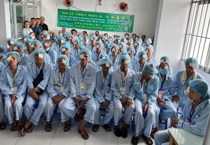 爱心善行组助 129 位贫者重拾光明