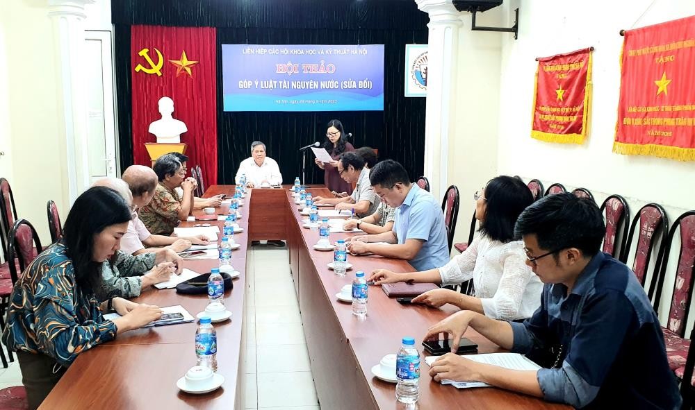 2023年09月30日简讯