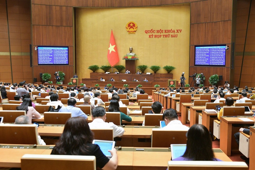 国会讨论《土地法》草案