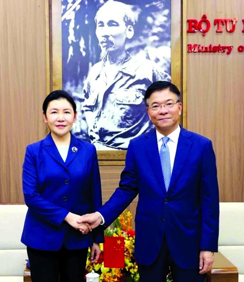 加深越-中法律与司法合作关系