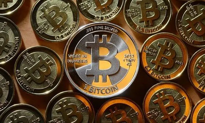    Bitcoin không phải là phương tiện thanh toán hợp pháp tại Việt Nam. Ảnh minh họa: REUTERS