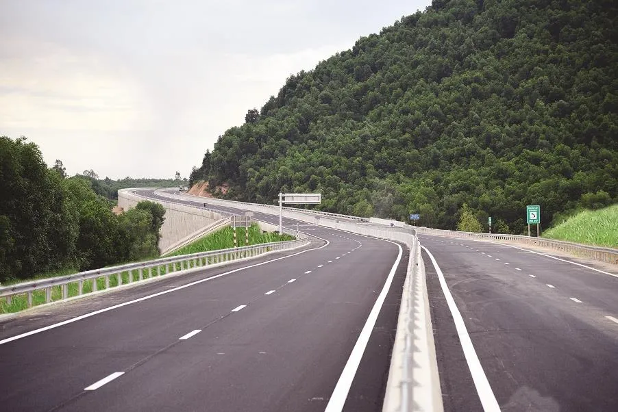 Hội nghị phát triển kinh tế miền Trung: Tạo sức bật mới cho “mặt tiền biển” của Việt Nam ảnh 3