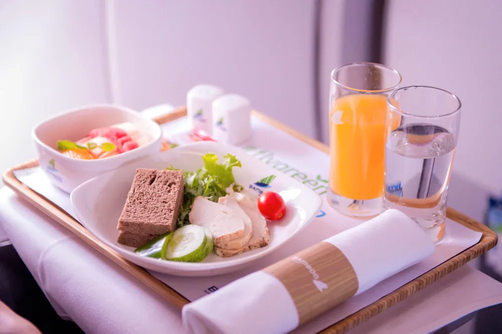 Thực đơn trên không định hướng 5 sao của Bamboo Airways ảnh 3