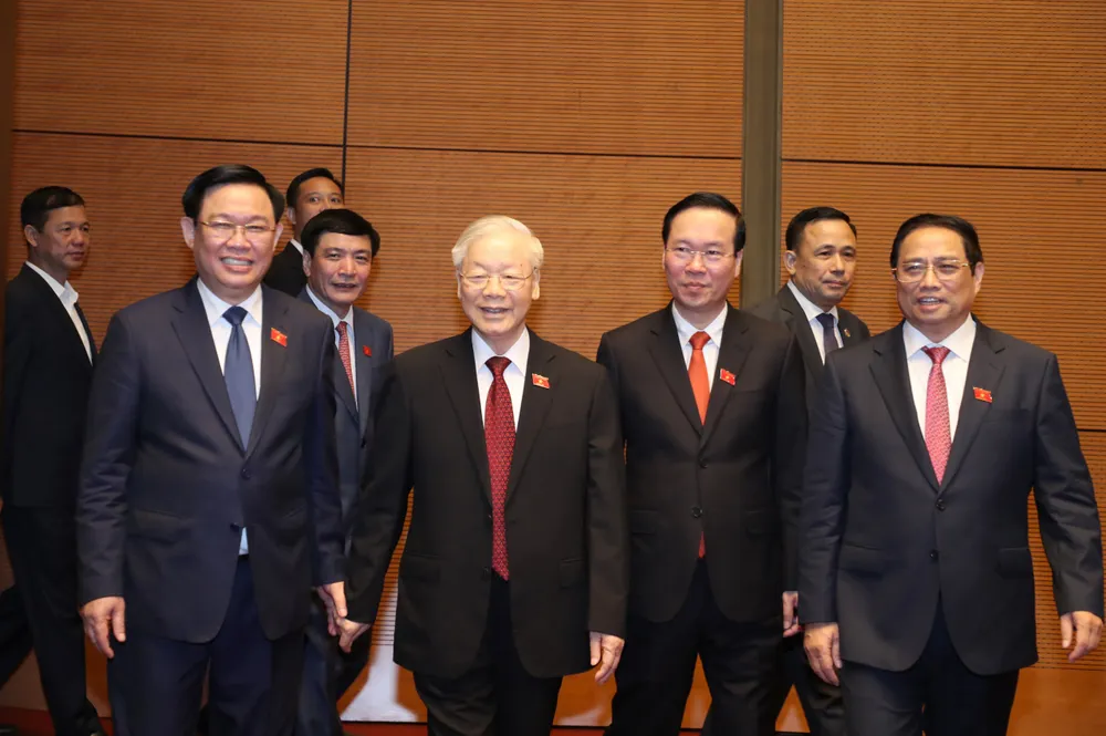 Tổng Bí thư Nguyễn Phú Trọng, Chủ tịch nước Võ Văn Thưởng, Thủ tướng Phạm Minh Chính, Chủ tịch Quốc hội Vương Đình Huệ và các đại biểu tới dự phiên khai mạc kỳ họp thứ 5, Quốc hội khóa XV, sáng 22-5-2023. Ảnh: QUANG PHÚC