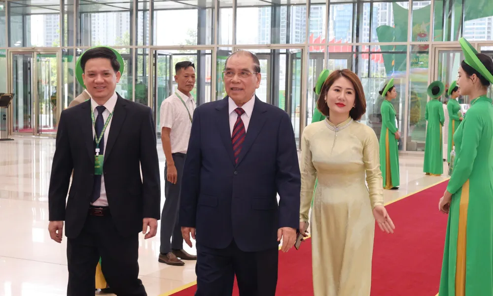 Ông Mạnh.jpeg