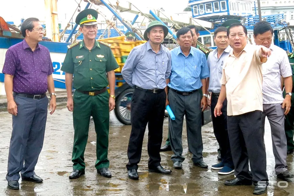ĐBSCL khẩn trương kêu gọi tàu thuyền tìm nơi tránh trú, hàng trăm tàu chưa liên lạc được  ảnh 3