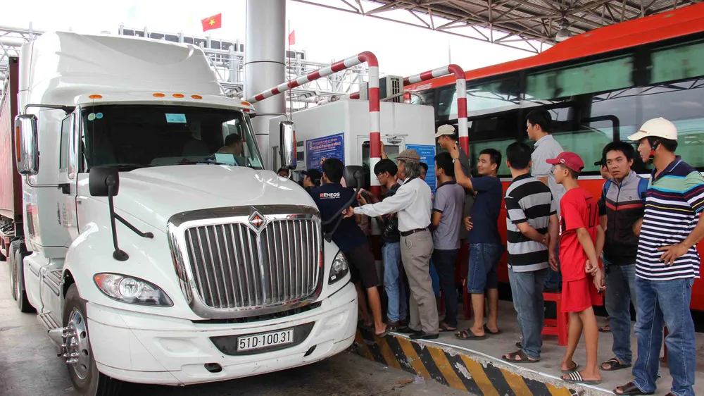 Cử tri Cần Thơ kiến nghị về phòng chống tham nhũng và giám sát các dự án BOT ảnh 2