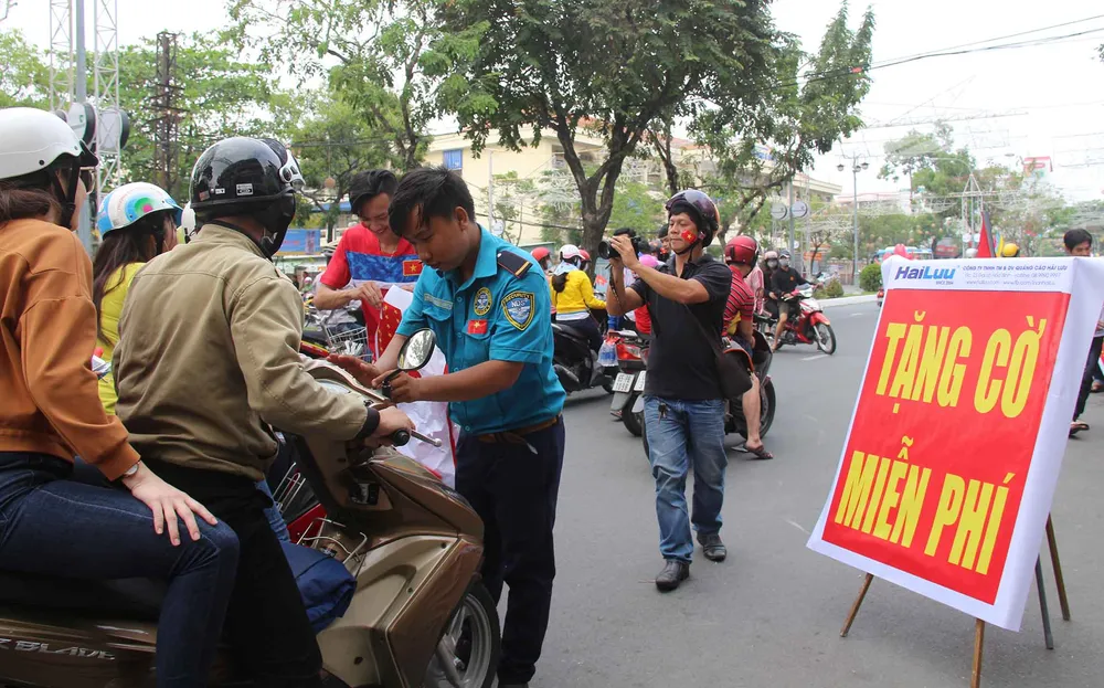 U23 Việt Nam - U23 Uzbekistan 1-2: VÀNG RƠI PHÚT CHÓT ảnh 59