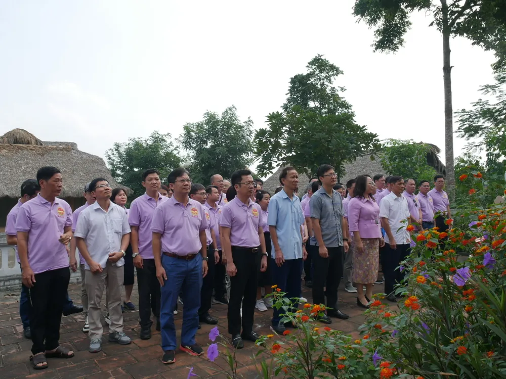 Đoàn nghiên cứu thực tế K73.B05 Thành ủy TPHCM viếng di tích lịch sử cấp Quốc gia trường Nguyễn Ái Quốc