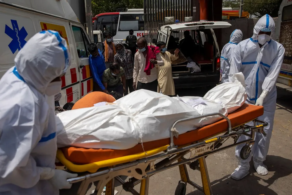 9 tỷ phú nổi lên nhờ độc quyền vaccine chống Covid-19 ảnh 1