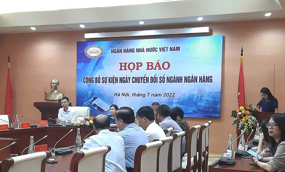 10 ngân hàng thương mại chi 15.000 tỷ đồng mỗi năm cho chuyển đổi số ảnh 1