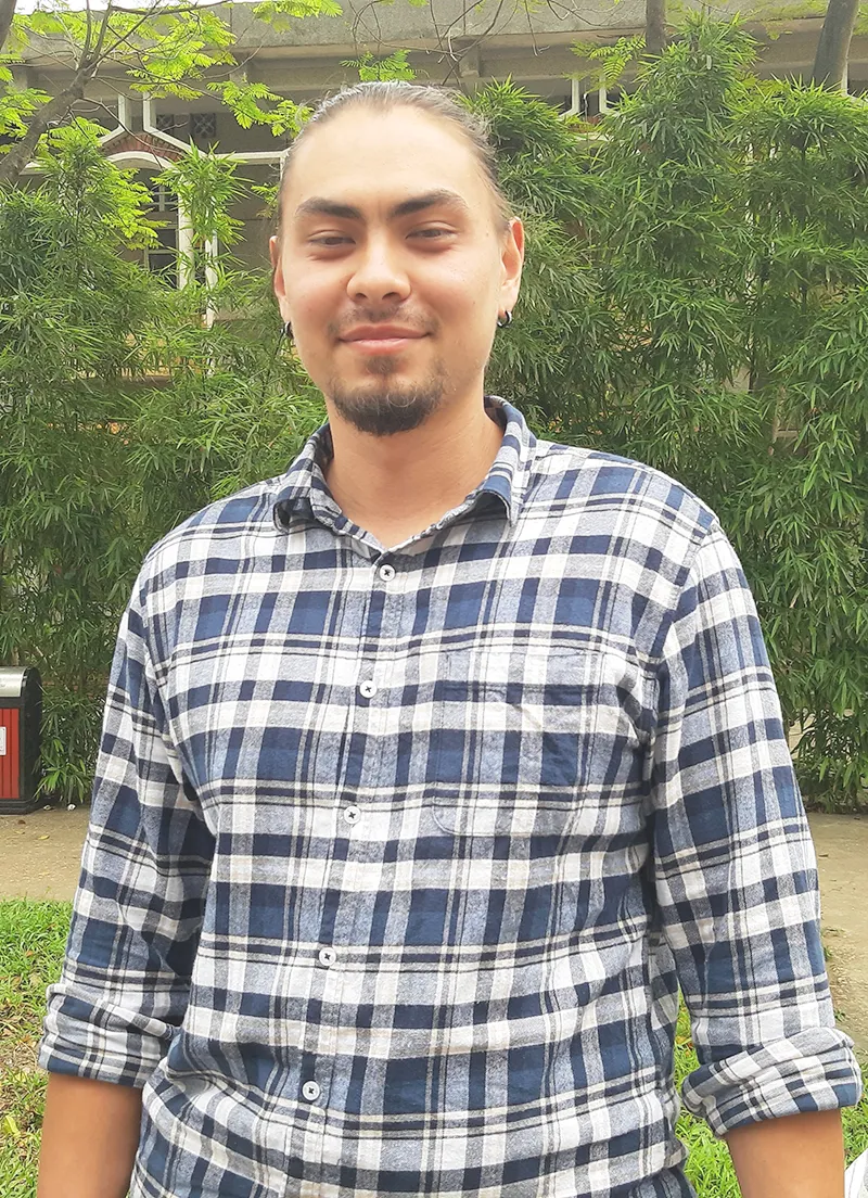 Andrei Ngo đã kể lại một cách mạch lạc và đầy hứng thú câu chuyện về An Dương Vương xây thành Cổ Loa. Ảnh: Lưu Thủy Andrei Ngo đã kể lại một cách mạch lạc và đầy hứng thú câu chuyện về An Dương Vương xây thành Cổ Loa. Ảnh: Lưu Thủy