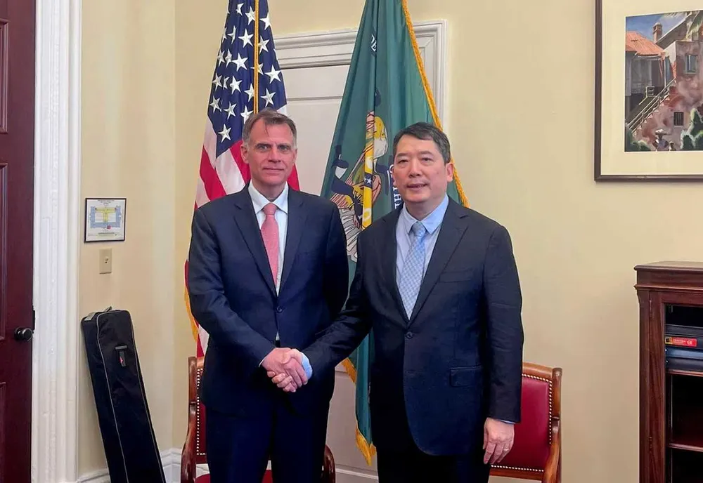 2 Thu truong BTC.jpg