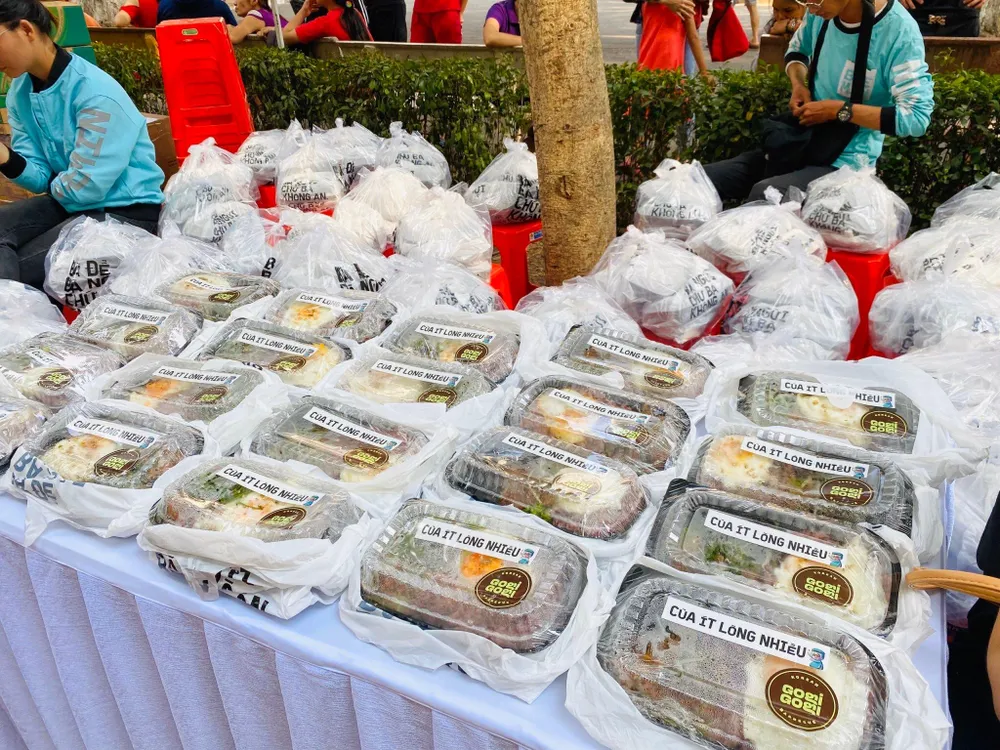 Xuân ấm cùng bệnh nhi ảnh 7